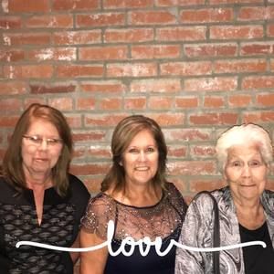 Meet your Posher, April